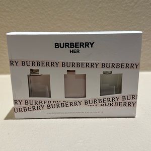 New 3PC Mini BURBERRY Her Collection
EDT/EDP perfume splash Set-5ml/0.16
oz each